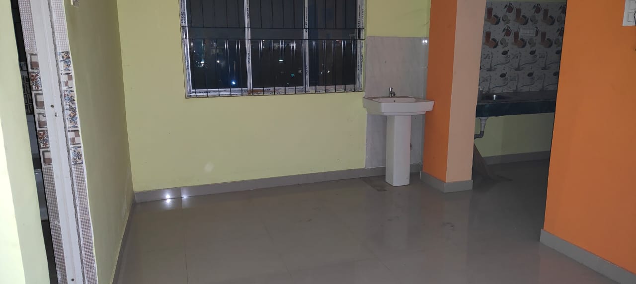 Semi Furnished 2bhk in Laxmi Nath Bezbaruah Path, Hatigaon, Guwahati, Assam, India for Rent